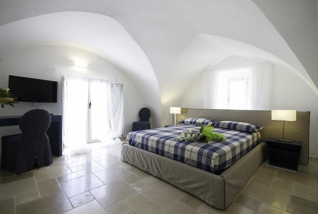 Santa Marina Bed&Breakfast Massafra Habitación foto