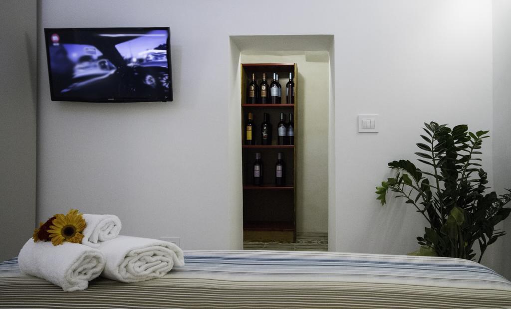 Santa Marina Bed&Breakfast Massafra Habitación foto
